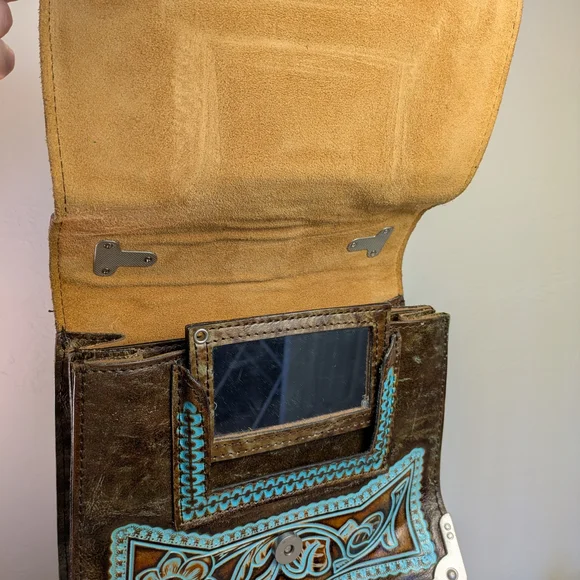 Patricia Nash Brn Leather Stella Flap HandBag w/Intriquite Blue Floral Tooling - Picture 3 of 16